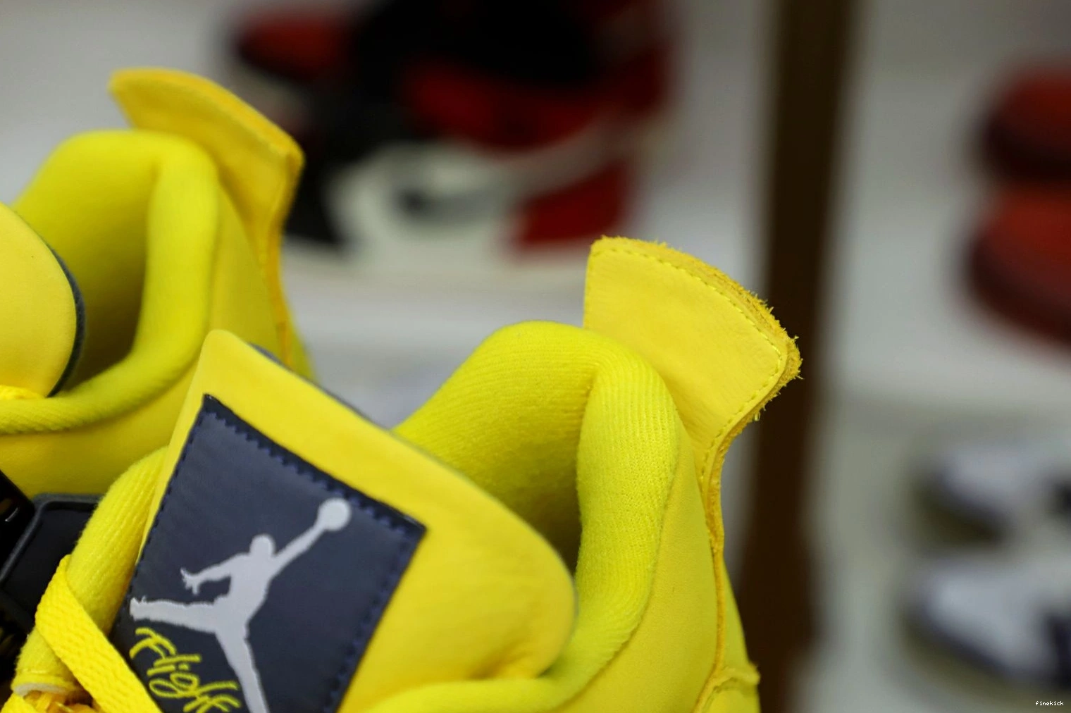 AIR 4 'LIGHTNING' 2021 AIR JORDAN RETRO JORDAN 0116